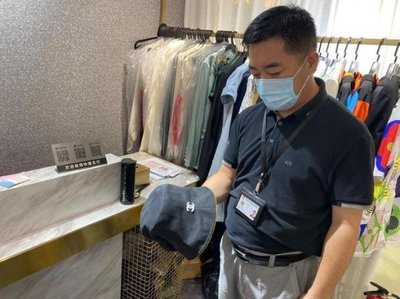 南山四商家因銷售假冒LV、Gucci產(chǎn)品被立案調(diào)查，市場調(diào)查揭示仿冒品流通隱憂